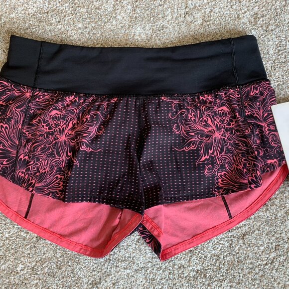 Lululemon Women's Speed Up Short, 2.5", Infinity Glossy Black, size 4 NWT - Picture 4 of 9